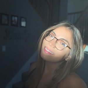 Meet your Posher, Gisselle